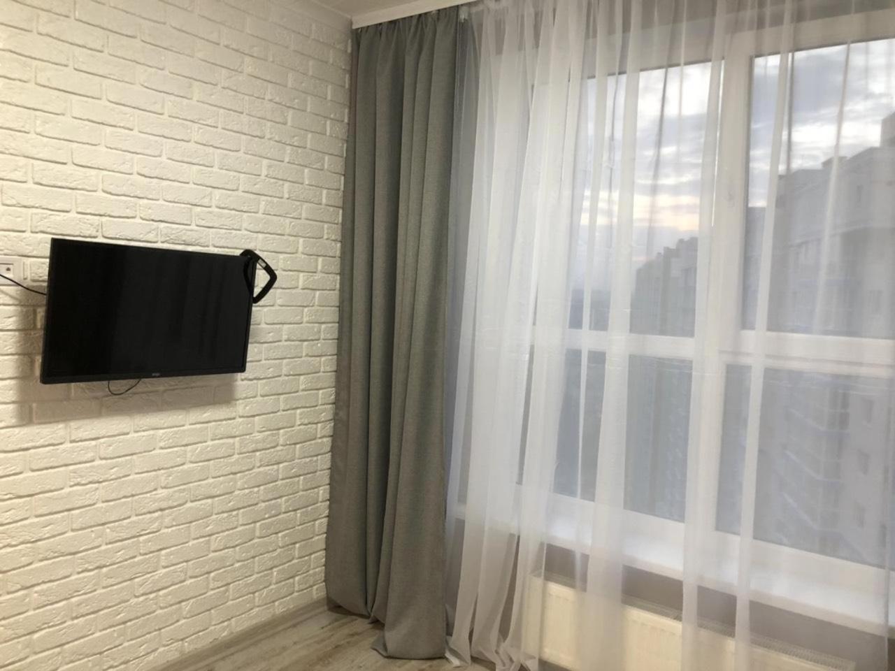 Apartmán Квартира Парковые Озера Kyjev Exteriér fotografie
