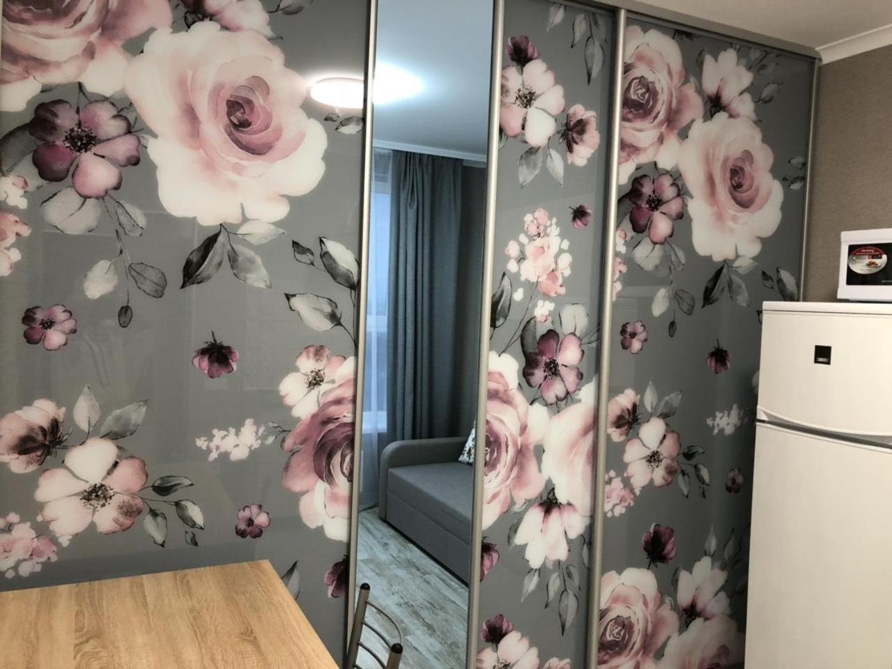 Apartmán Квартира Парковые Озера Kyjev Exteriér fotografie